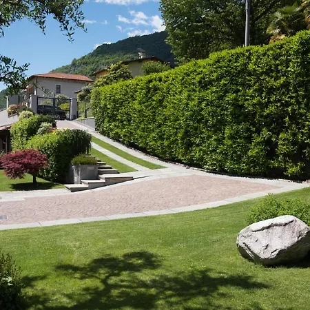 Mansarda I Cipressi Apartment *